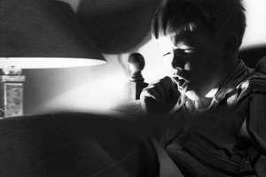 Cách chữa trị trẻ bị ho nhiều về đêm